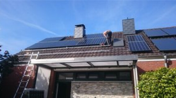 Aufbau der Solaranlage