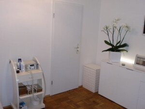 https://www.yelp.com/biz/aesthetic-body-und-skin-m%C3%BCnchen