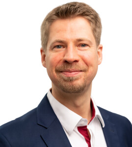 Friederich 370 Freigestellt - 1zu1.png