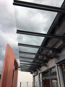 Vordachreinigung dm- Drogerie