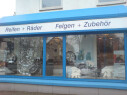 https://www.yelp.com/biz/altmann-reifen-und-autoservice-hamburg-2