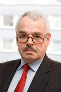 1. Notar a.D. und Rrechtsanwalt Heinz Ansorge; Fachanwalt für Steuerrecht_512x768.jpg