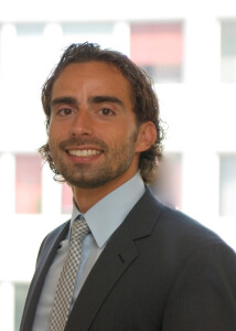 2. Rechtsanwalt und Notar Wolf Ansorge Apple.jpg