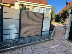 Sichtschutz, Alu und Glas