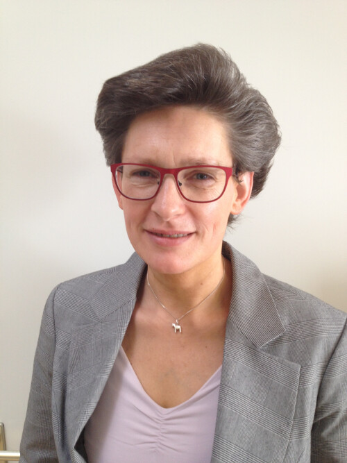 Optikerin Melanie Burfeiindt