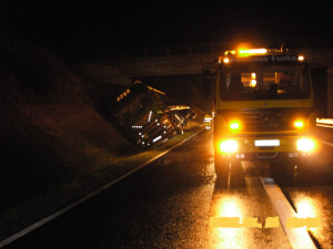 in der Nacht auf der A38