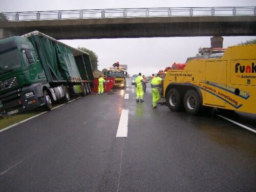 Lkw-Bergung A38