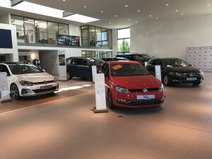 Ausstellungsfläche im Autohaus