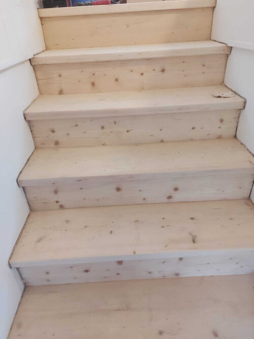 Treppen mit Parkett verlegen Baubora