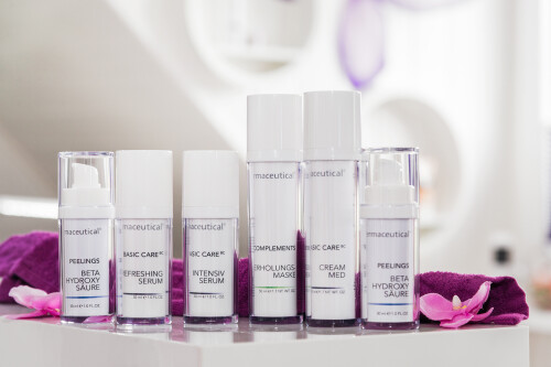 Unsere BASIC CARE Serie aus dem Hause Dermaceutical