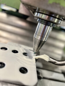 Bechthold_CNC_Technik_Fräsmaschine.jpg