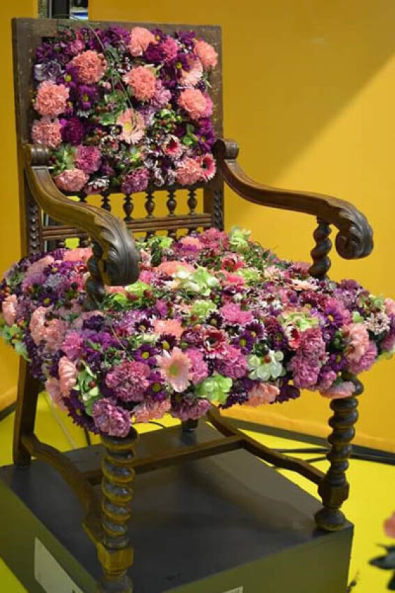 Blumen-Stuhl