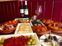 https://www.yelp.com/biz/bodega-la-bomba-augsburg