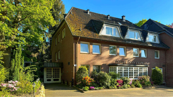 Herzlich Willkommen im Boutique Hotel Rosengarten im schönen Hamburger Alstertal