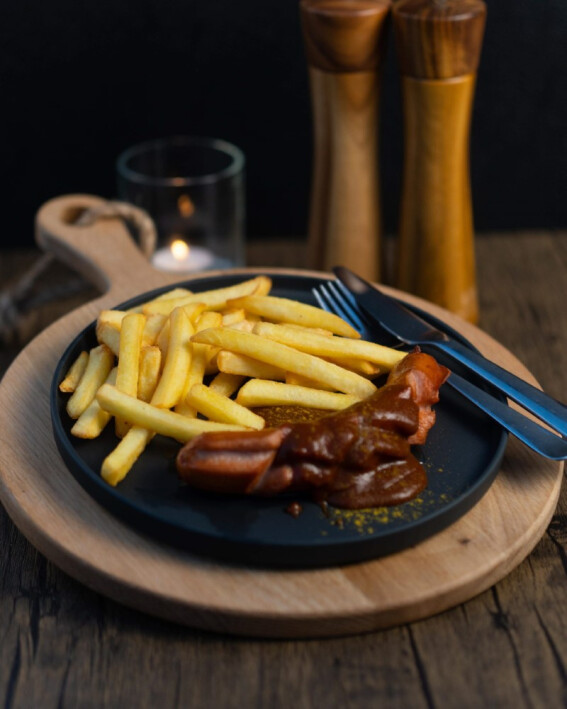 Currywurst mit hausgemachte Soße