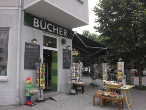 https://www.yelp.com/biz/buchbox-berlin-3