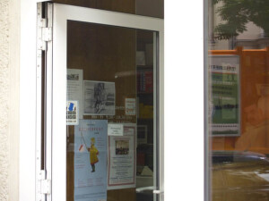 https://www.yelp.com/biz/buchhandlung-treptow-berlin