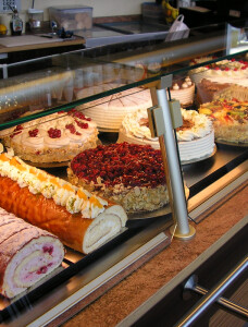 Torten aus eigener Herstellung