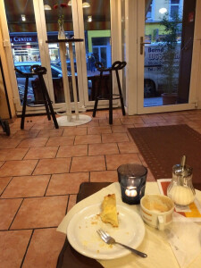 https://www.yelp.com/biz/caf%C3%A9-lesersatz-hannover