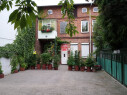 https://www.yelp.com/biz/claudios-ristorante-alla-scala-kiel