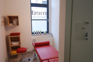 https://www.yelp.com/biz/corpusmed-praxis-f%C3%BCr-physiotherapie-stuttgart