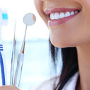 Bild: Dental Woitek Honnefelder, Carl W. Dr.med.dent. Zahnarzt in Krefeld