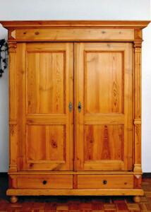 Wohnzimmerschrank_Gründerzeit.jpg