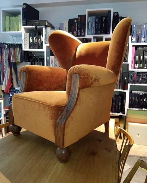 PHOTO-2022-06-15-15-27-37 2.jpg