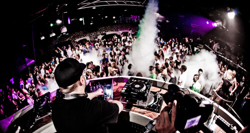 Leonardo Aquino | Hochzeits DJ Frankfurt