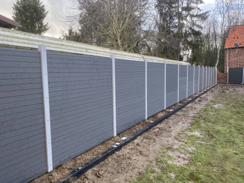 WPC(KLemmpfosten) Zaunsystem mit Einfassung Kantstein