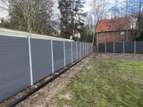 WPC(KLemmpfosten) Zaunsystem mit Einfassung Kantstein