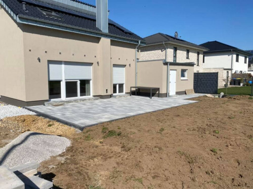 Terrasse // Verlegung in Splittbett