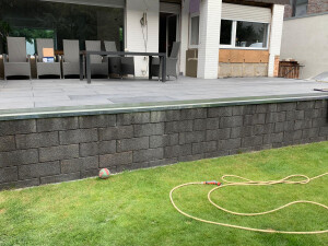 "Hochterrasse" Platte 1000x500mm Verlegung in Splittbett