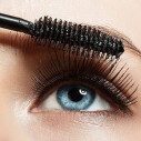 Bild: Douglas Beauty Lounge in Kassel, Hessen