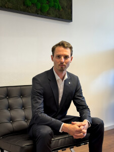 Strafverteidiger Dr. Lang