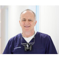 Dr. Wolfgang Sausmikat Mund- Kiefer- u. Gesichtschirurg / Zahnarzt
