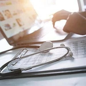 Dr.med. Vicky Victoria Samuel Fachärztin f.Visceralchirurgie