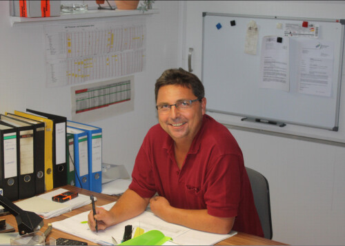 Geschäftsführer, Elektroinstallateurmeister G.Niebecker