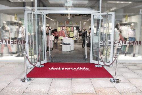 Logomatten vereinen effektiven Schmutzfang mit individuellem Design