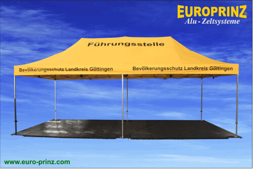 4 x 8 m Faltzelt mit Kunstoffboden und Stahlplatten