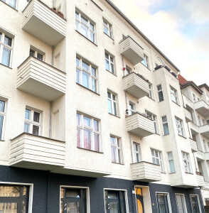 Mehrfamilienhaus Berlin.jpg