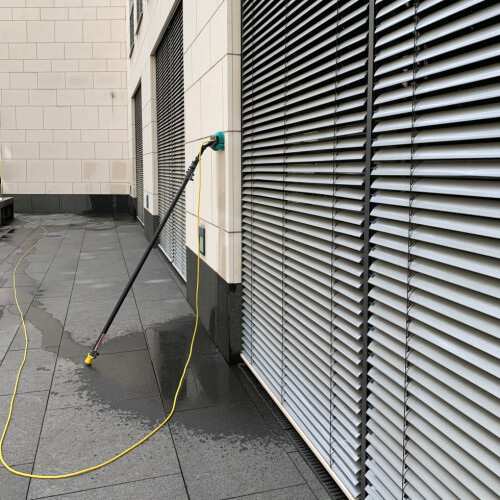 Reinigung mit Osmoseverfahren und Teleskopstangen