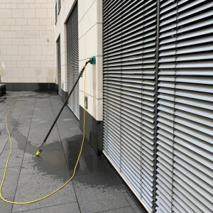 Reinigung mit Osmoseverfahren und Teleskopstangen