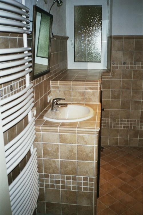 gemauerter Waschtisch.JPG