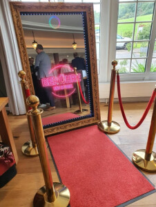 Magic Mirror in Tübingen Rosenau