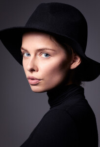 francesco-rizzato-fotograf-muenchen-02-portrait-hut.jpg