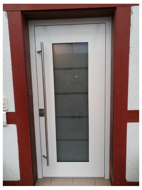 Aluminiumhaustür8_Außenansicht.jpg