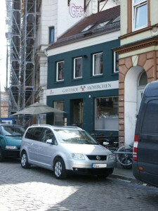 https://www.yelp.com/biz/gasthof-m%C3%B6hrchen-hamburg