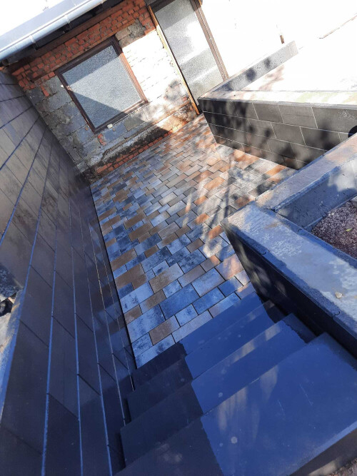 Stützmauer/Terrasse