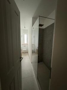 Walk-In Dusche 4.jpg